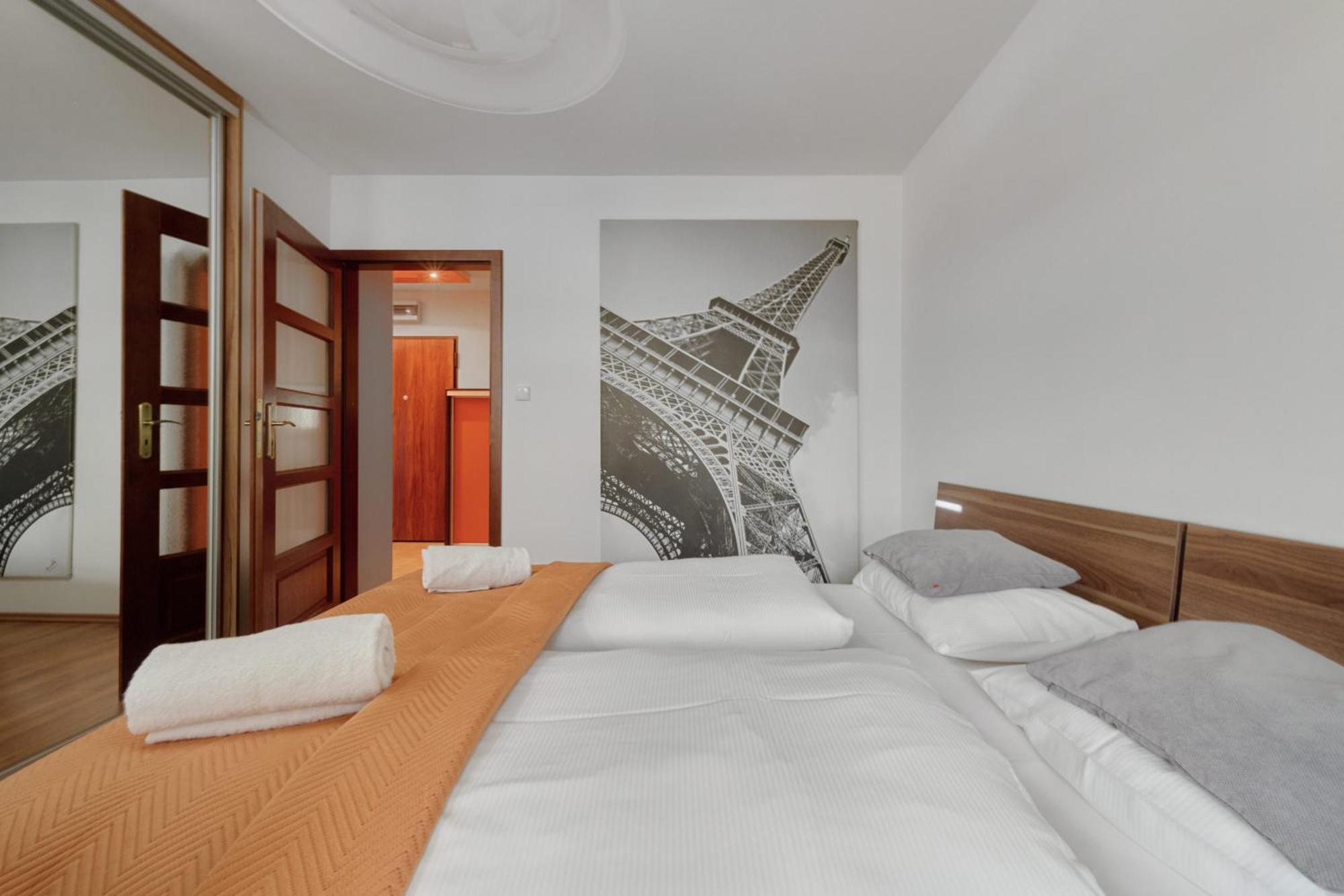 Teczowa Apartment In Wroclaw By Rent Like Home Exteriör bild