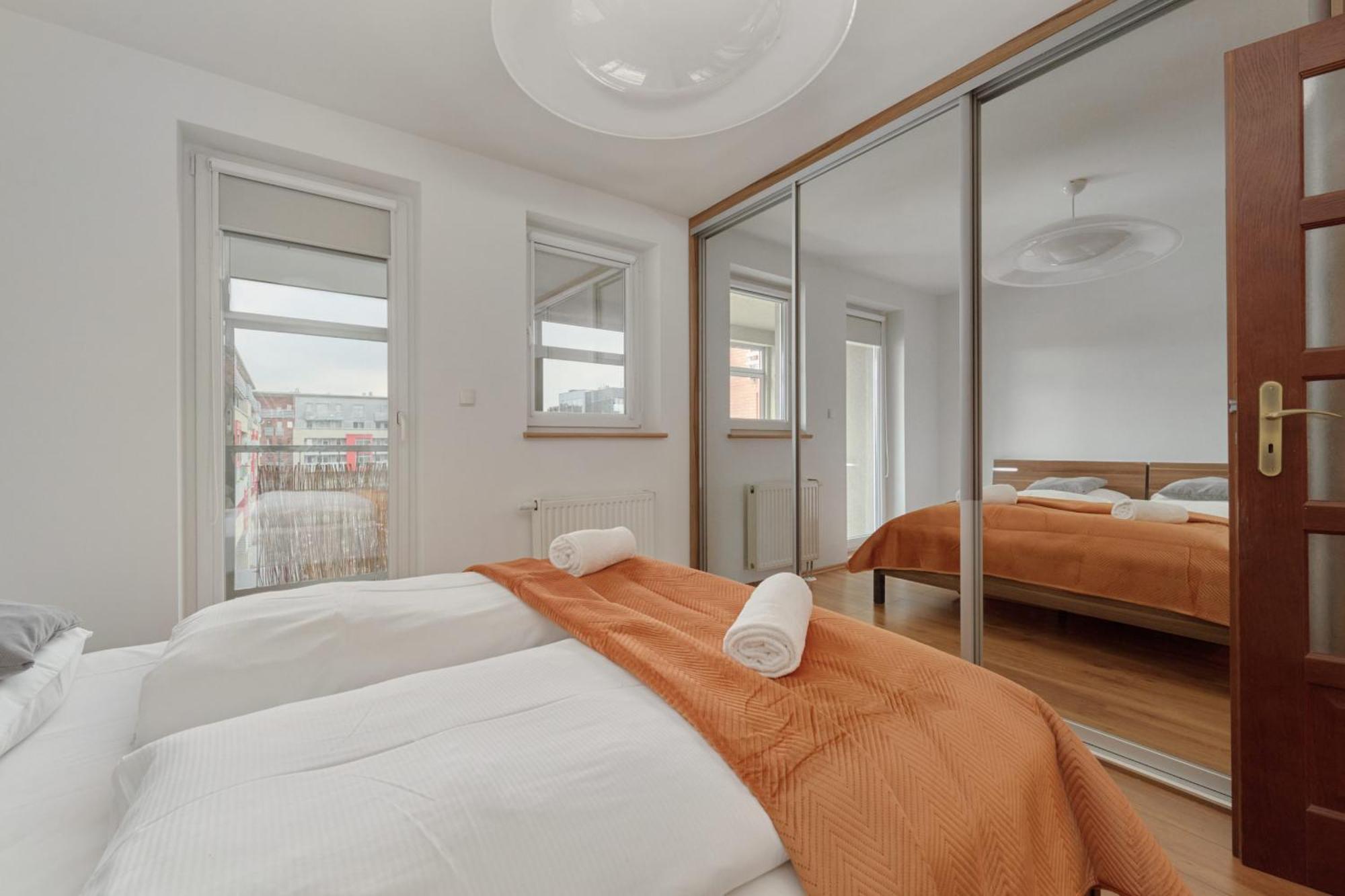 Teczowa Apartment In Wroclaw By Rent Like Home Exteriör bild